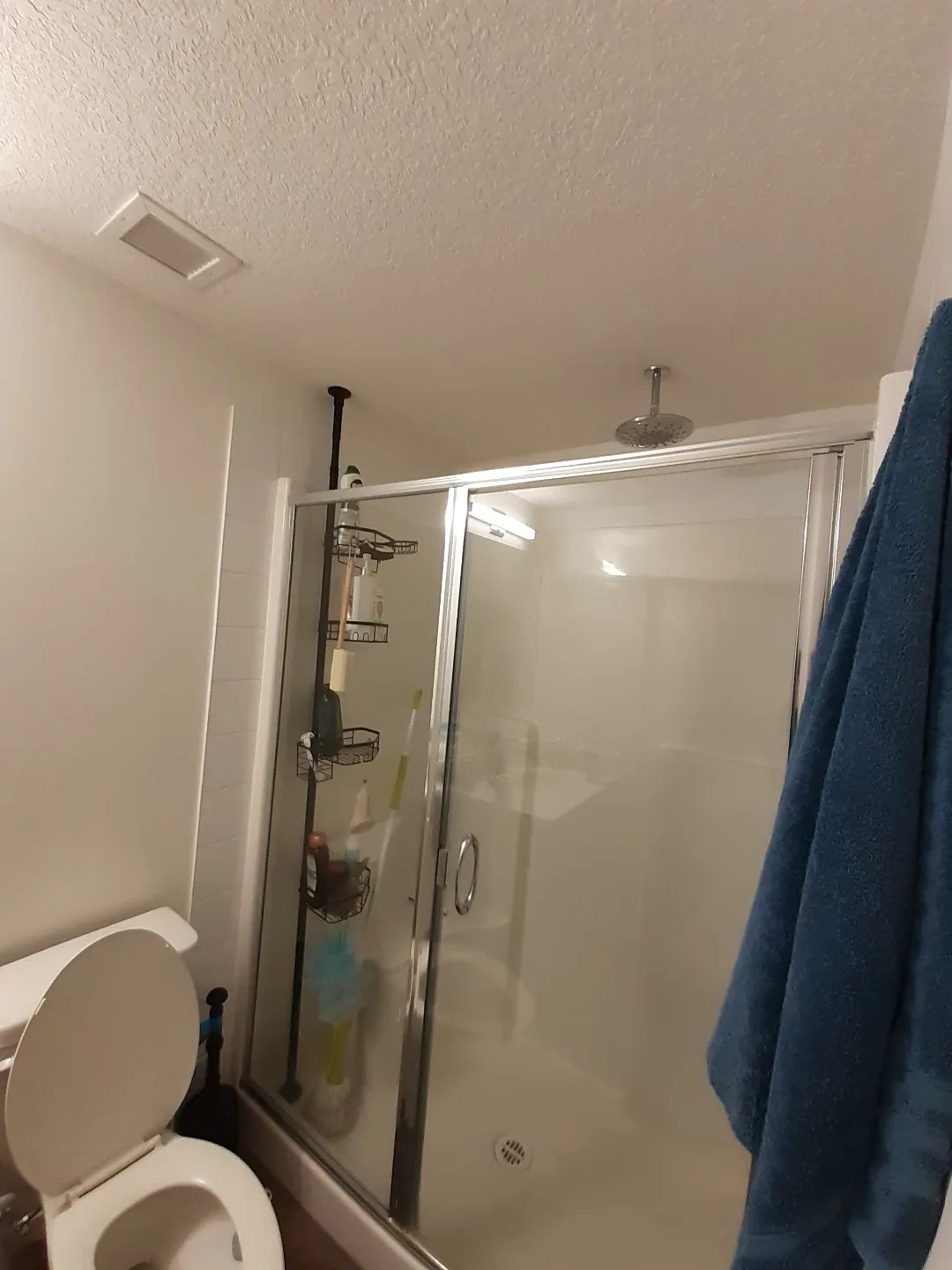 High rise apartment for rent image indicator(7)