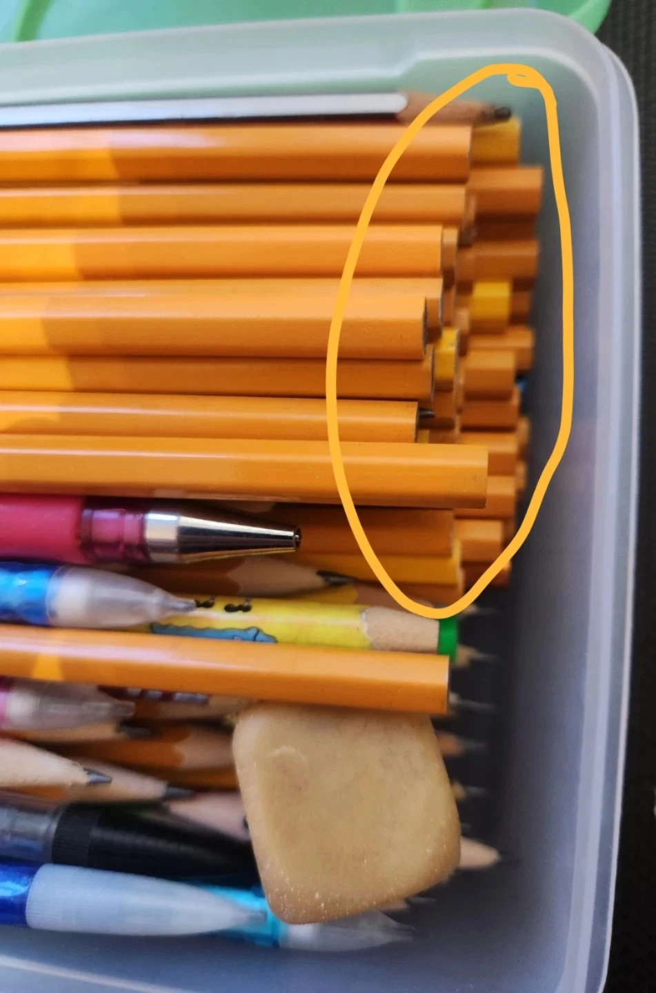 FREE - SCHOOL SUPPLIES - 50+ NEW WOODEN PENCILS HB2 - photo 2