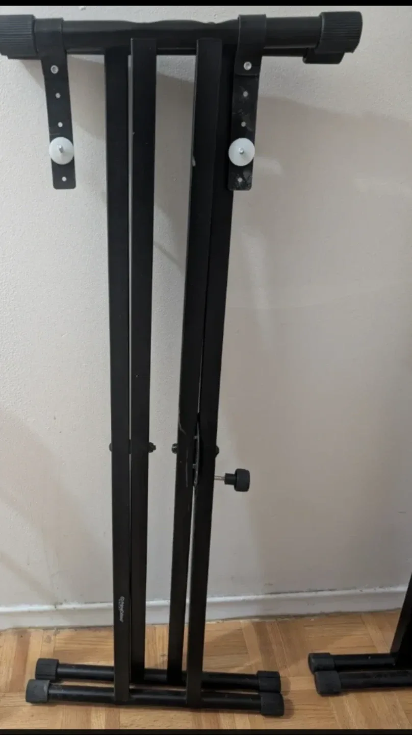 Adjustable Keyboard Stand (61 key)