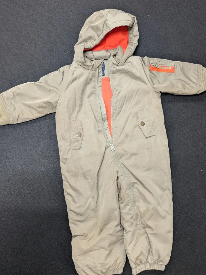 Baby gap full piece snow suit