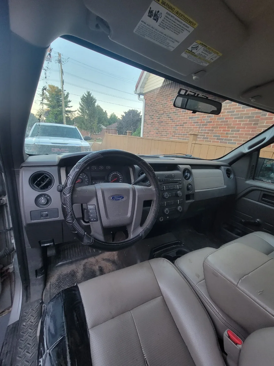 2009 F150 Ford SuperCab XL Silver Truck image indicator(5)