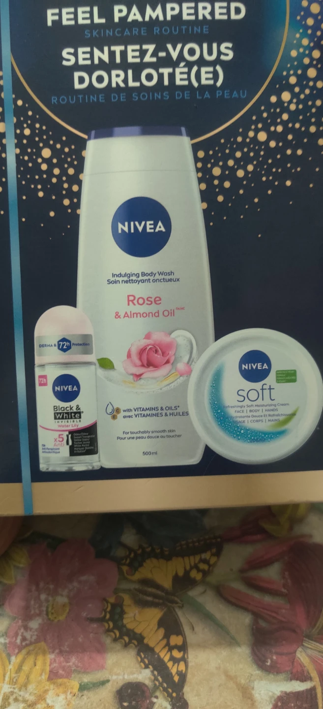 Nivea Feel Pampered Skincare Routine Set - photo 3