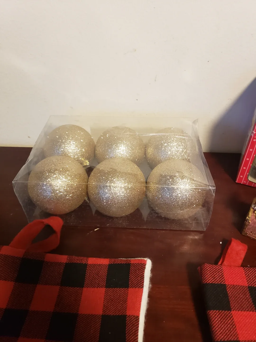 Christmas Stockings, Ornaments, and Alderbrook Ornamotion image indicator(3)