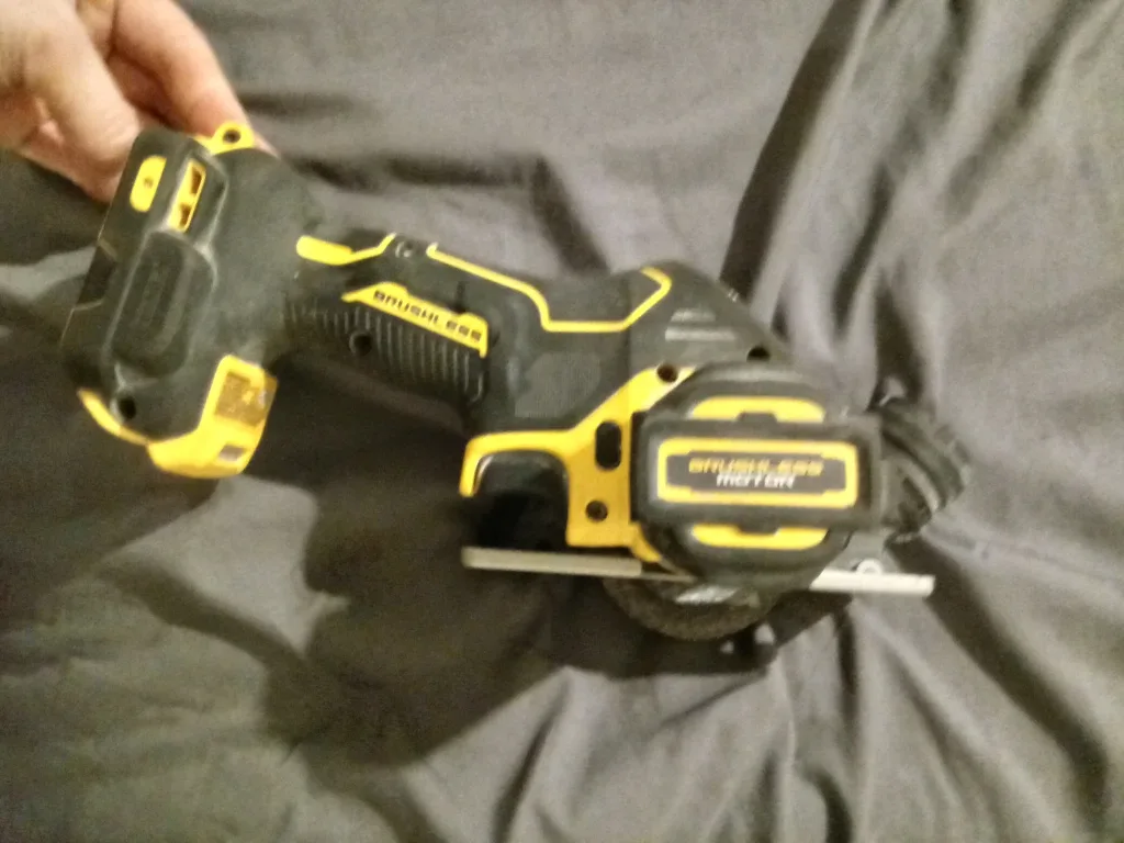 DeWalt Brushless Cut Off Tool