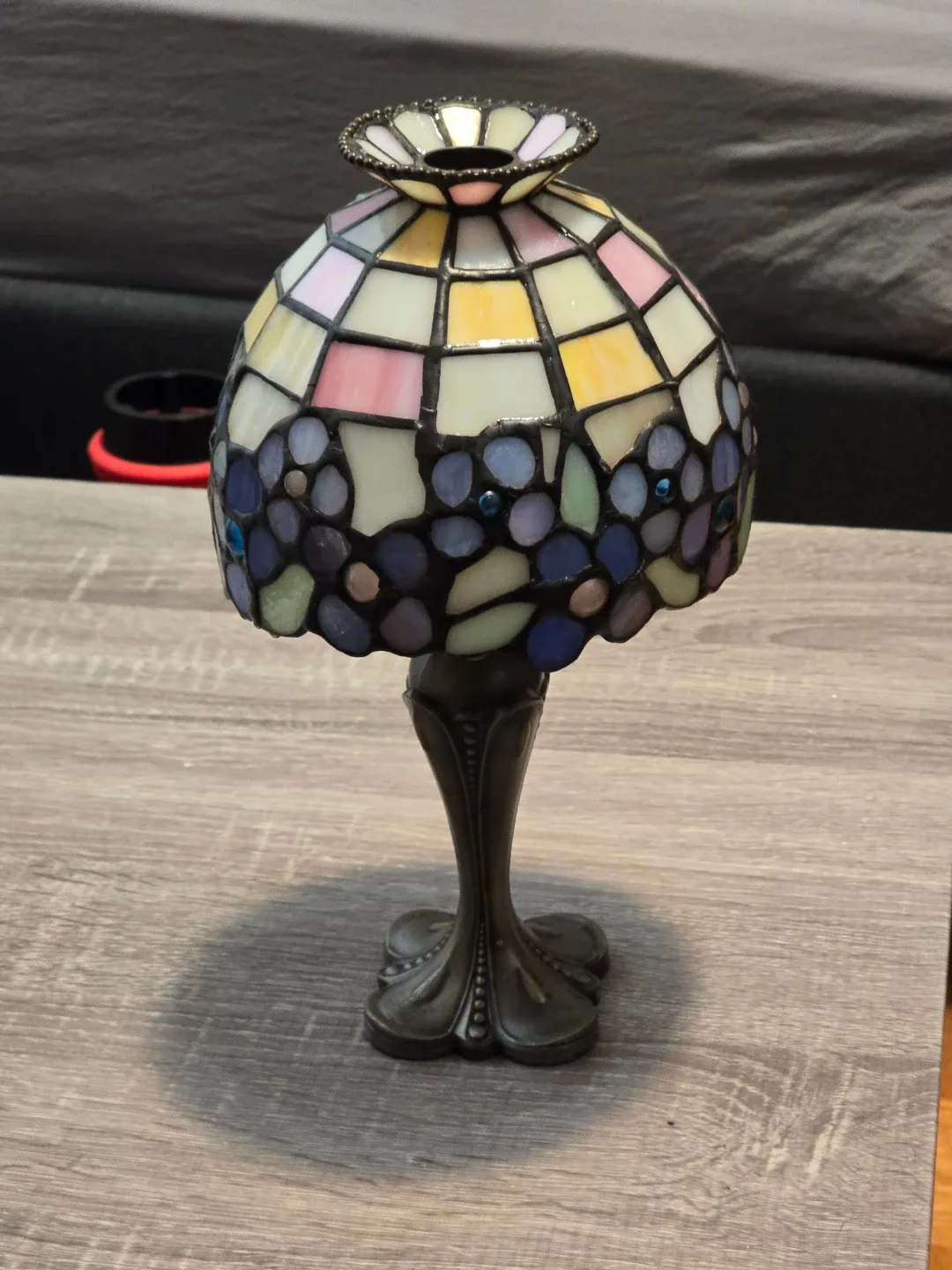 PartyLite Hydrangea Tiffany Style Glass Tealight Lamp Vintage image indicator(2)