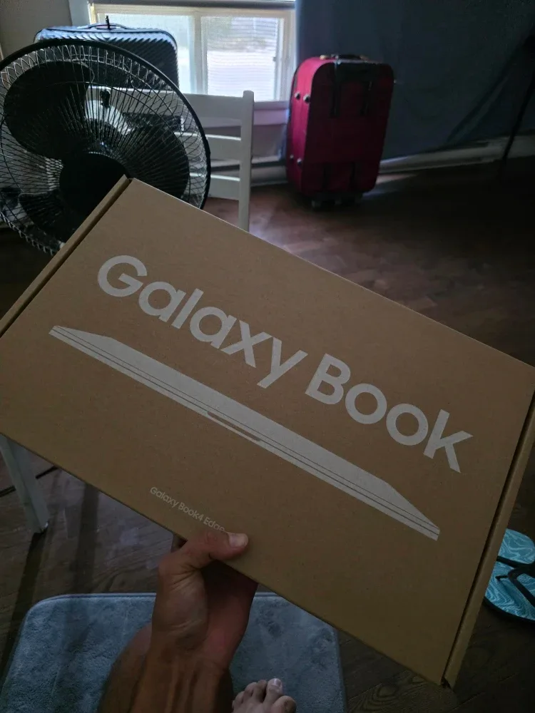 Samsung Galaxy Book4 edge laptop