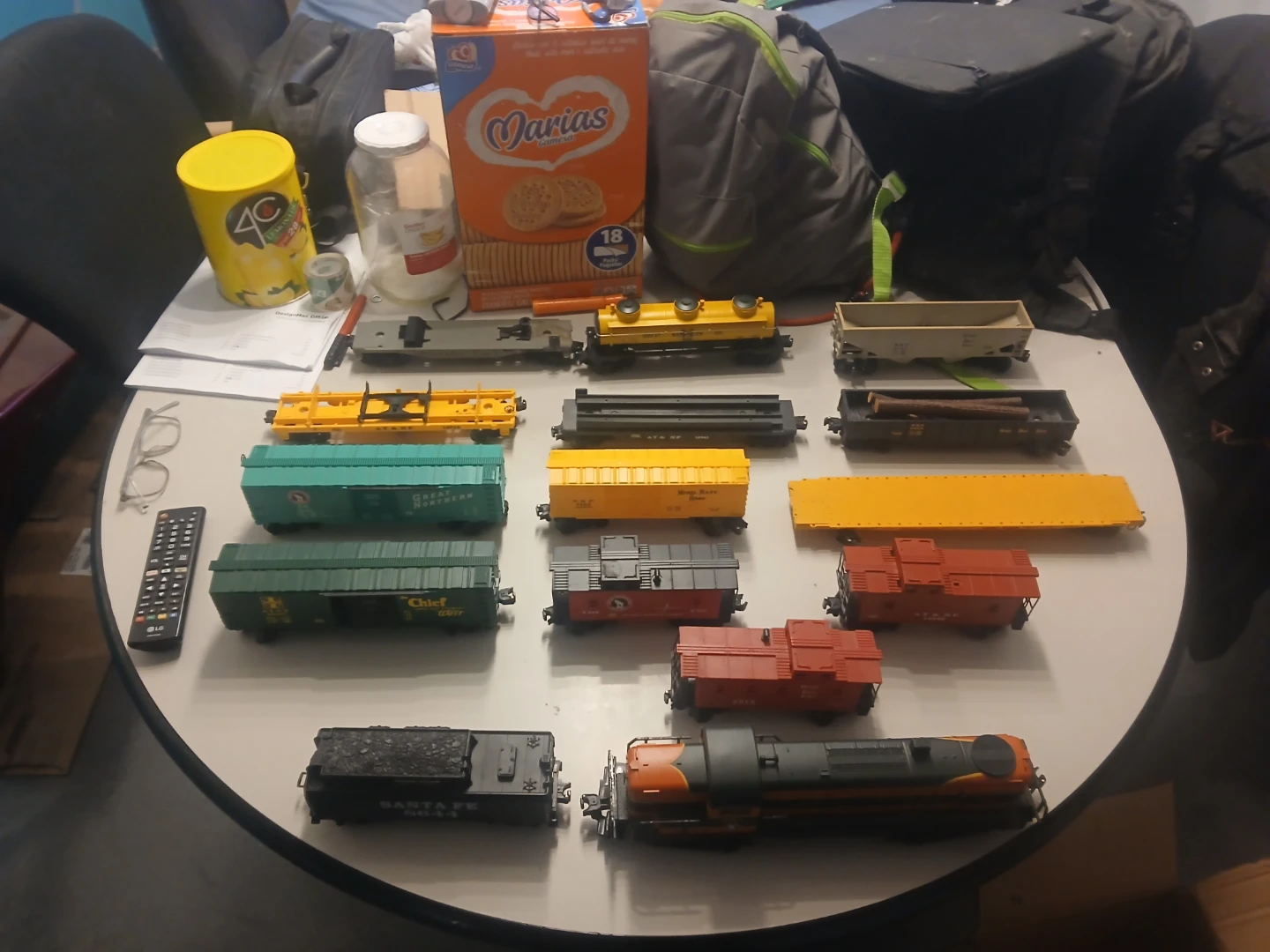 Model Train Cars Lot