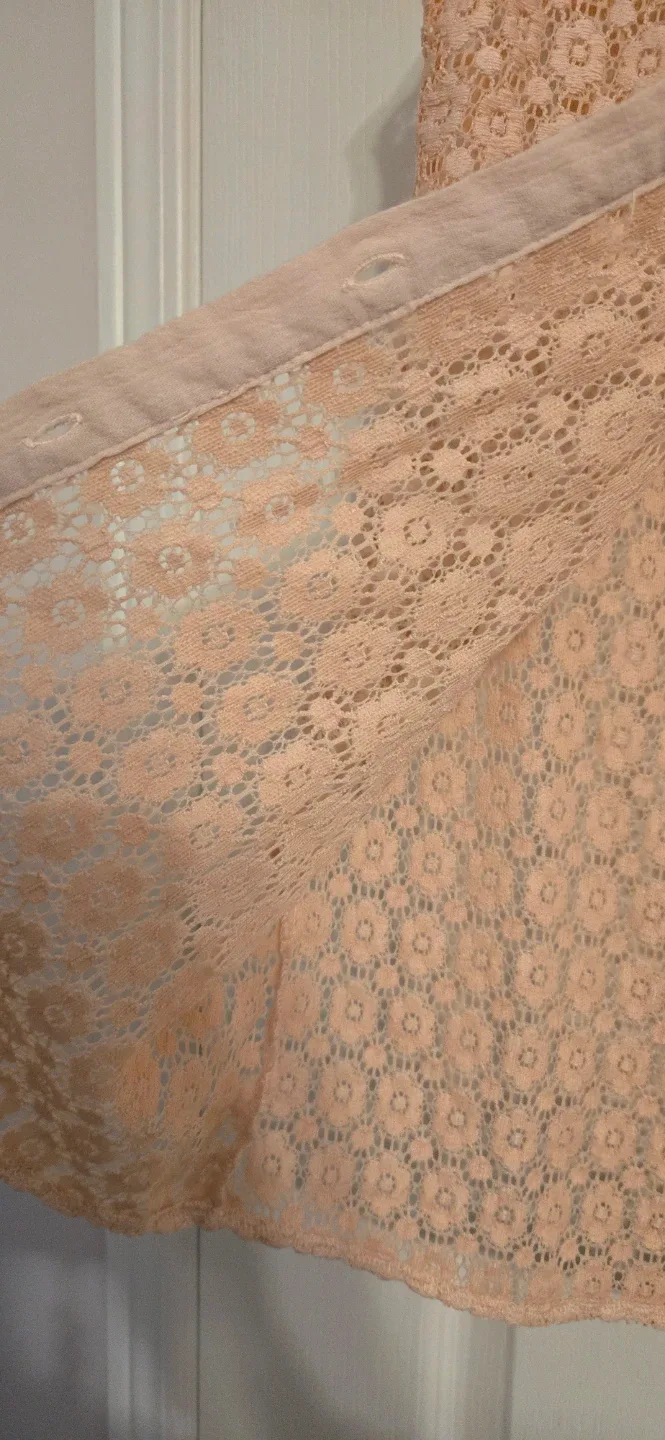 M&S Sleeveless Lace Blouse - Size M image indicator(2)