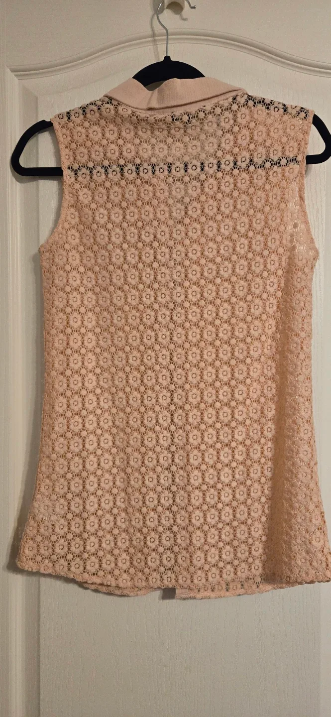 M&S Sleeveless Lace Blouse - Size M image indicator(3)