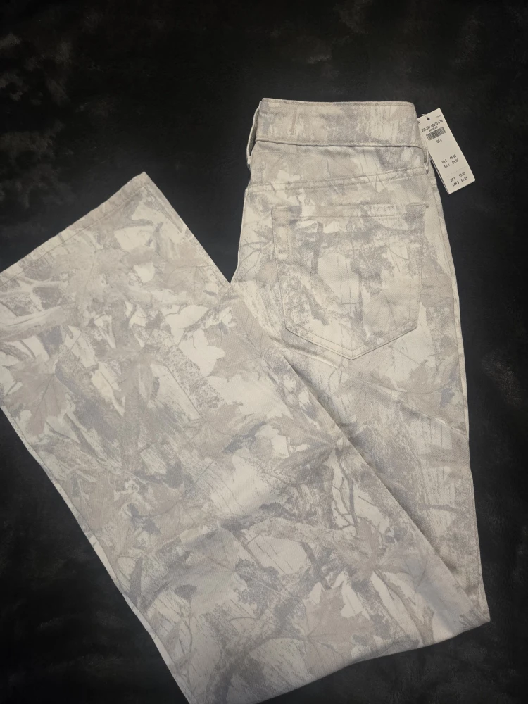 New Hollister Low-Rise Baggy Jeans, w24 - photo 4