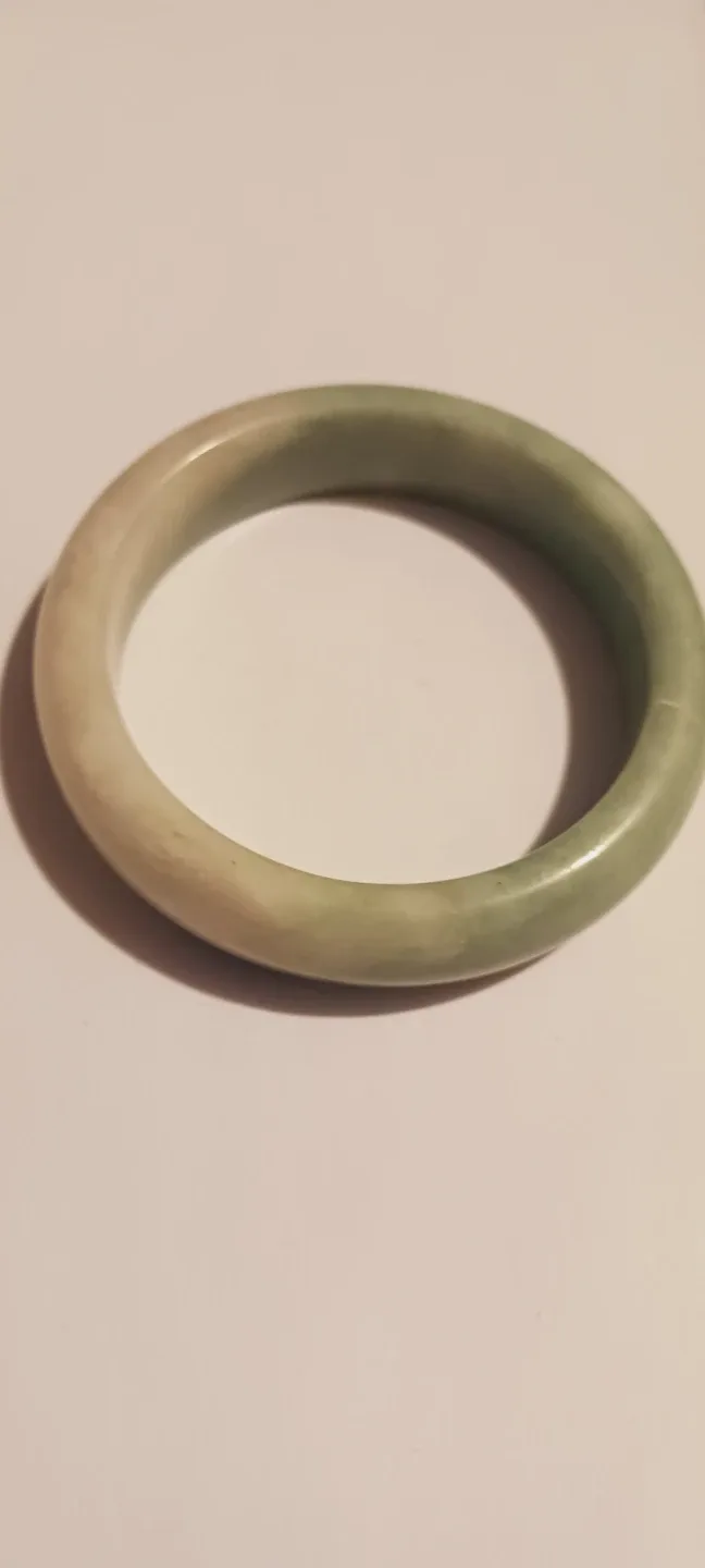 Beautiful Jade Bangle Bracelet