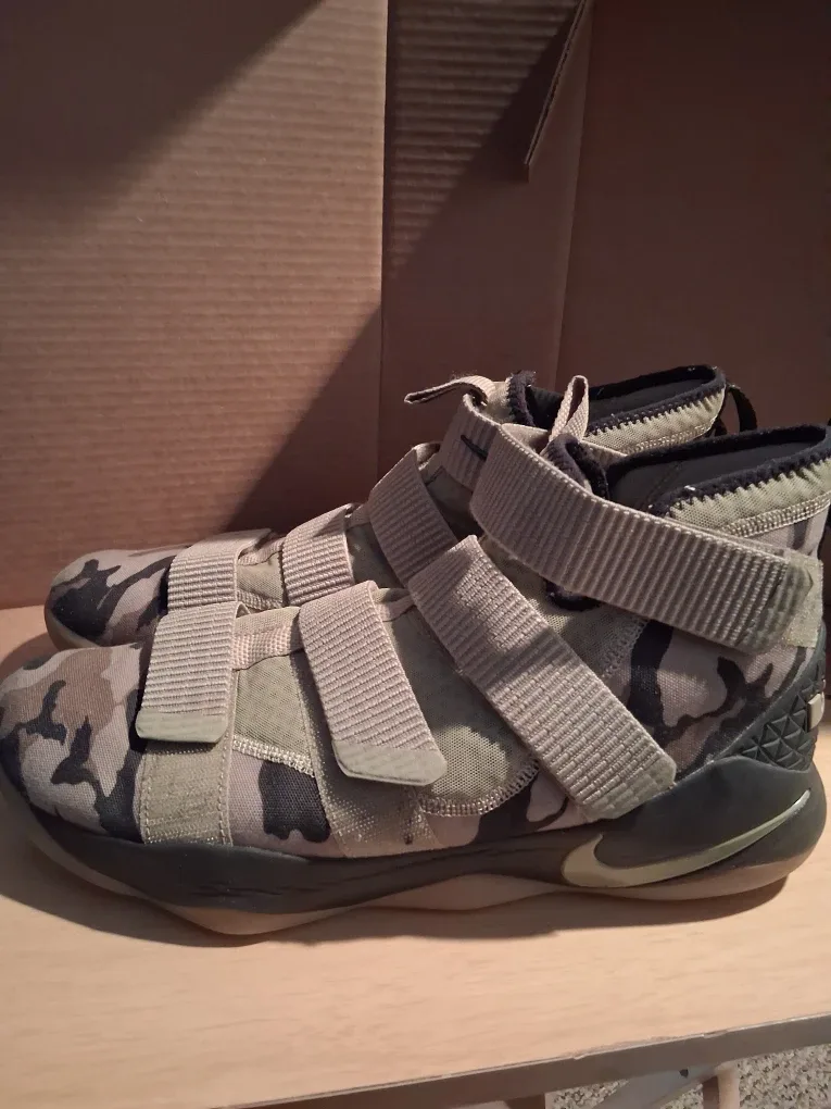 Nike LeBron Soldier 11 Camo