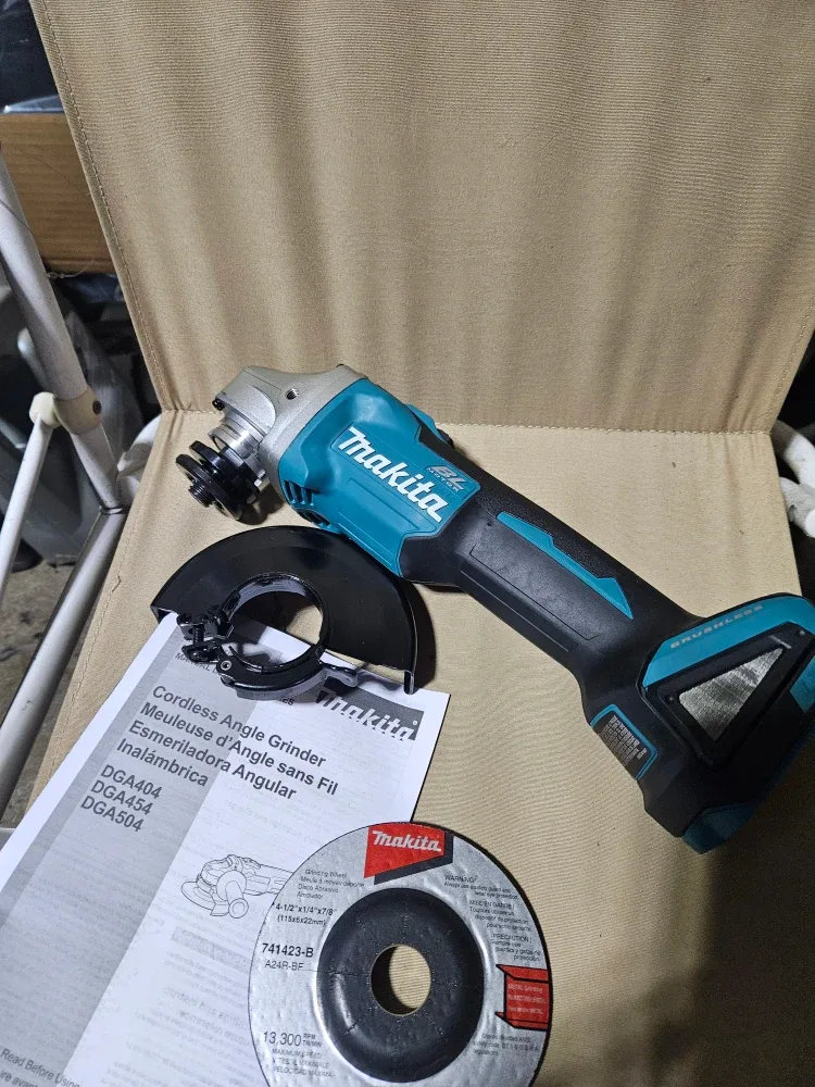 Makita DGA454 Cordless Angle Grinder