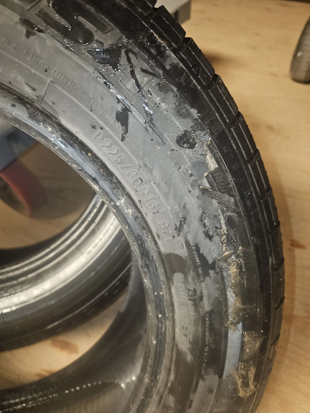 2X225/60R16 97T toyo all season Tires only 2