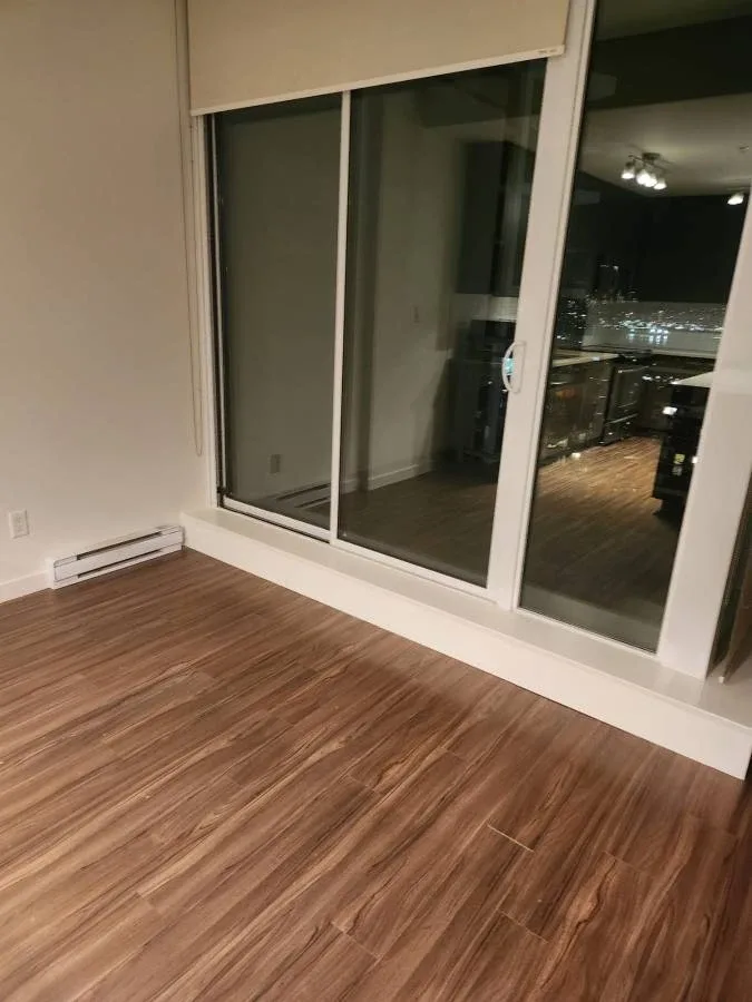 2 bedroom 2 bathroom sub penthouse surrey central image indicator(2)