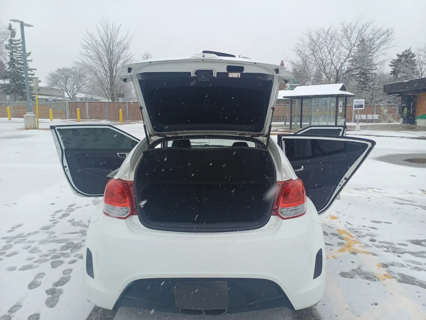 2012 Hyundai Veloster image indicator(5)