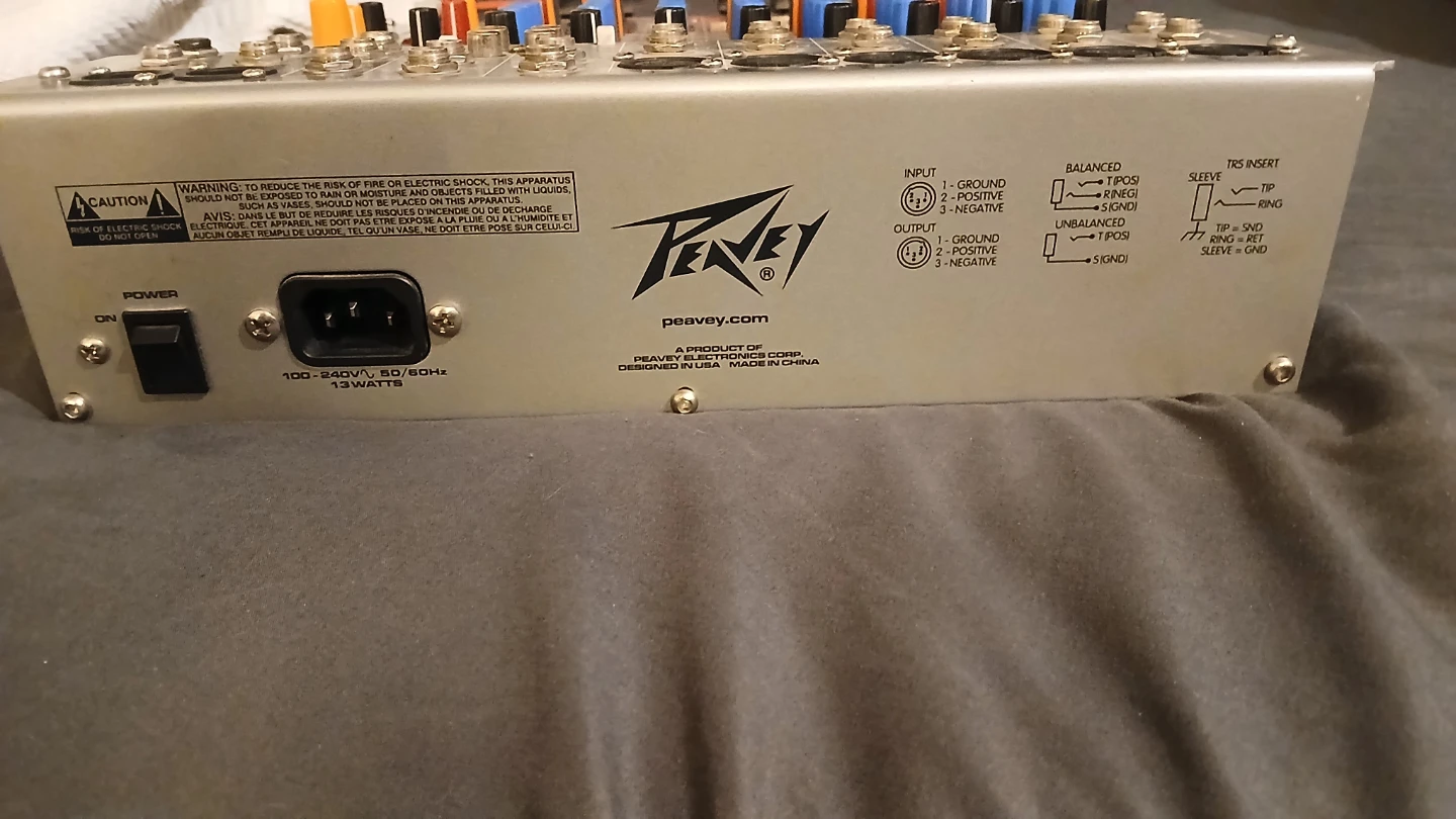Peavey PV10 Audio Mixer - photo 2