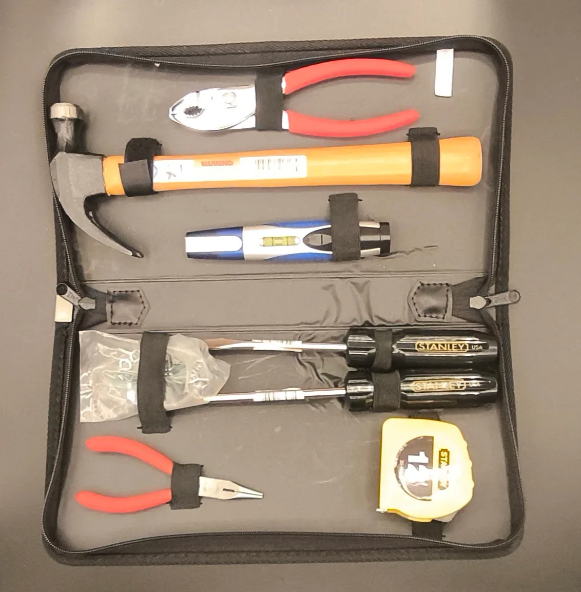 Stanley Tool Set with Case image indicator(2)