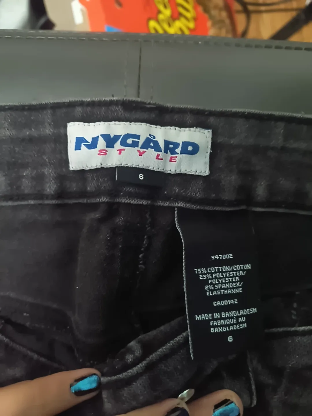 Nygard Style Black Jeans - Size 6 image indicator(2)
