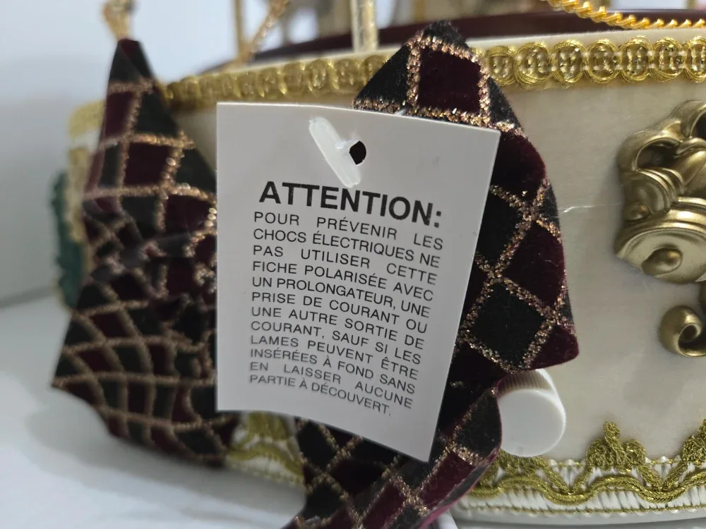 Traditions 16" Musical Carousel image indicator(5)