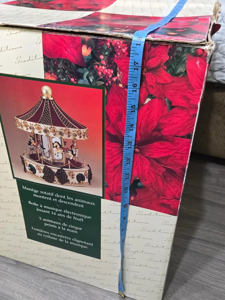 Traditions 16" Musical Carousel image indicator(6)