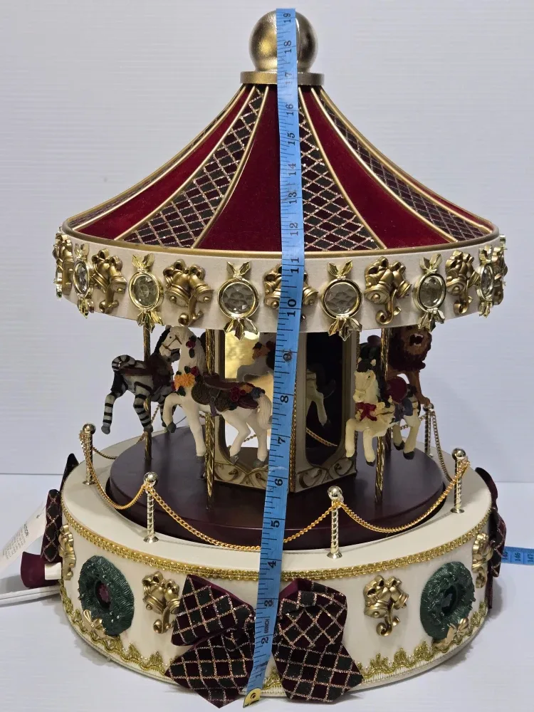Traditions 16" Musical Carousel image indicator(7)