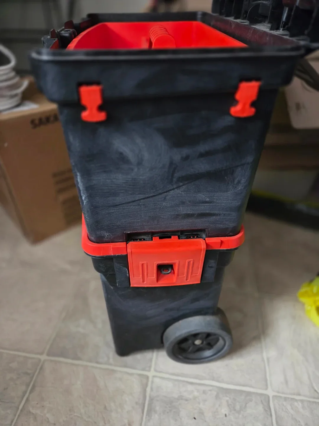 Black And Decker Tools Box, Rolling Tote image indicator(7)