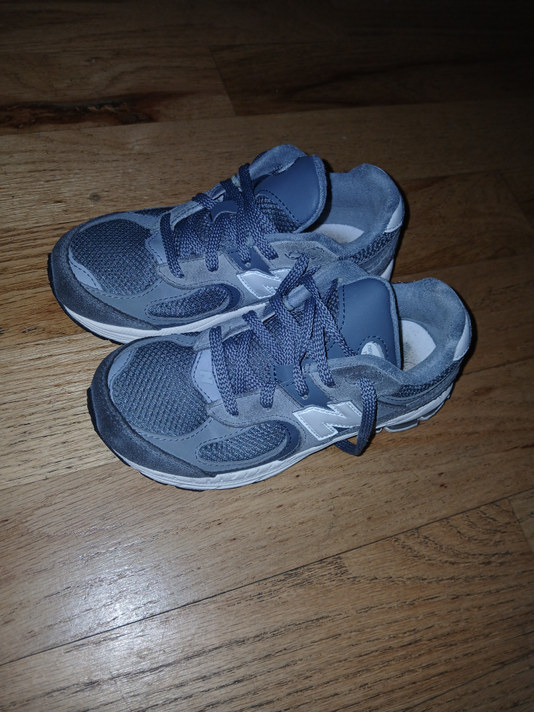 New Balance 2002R Gray Sneakers - photo 4