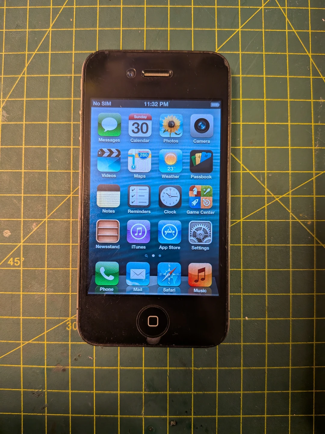 iPhone 4 on iOS 6