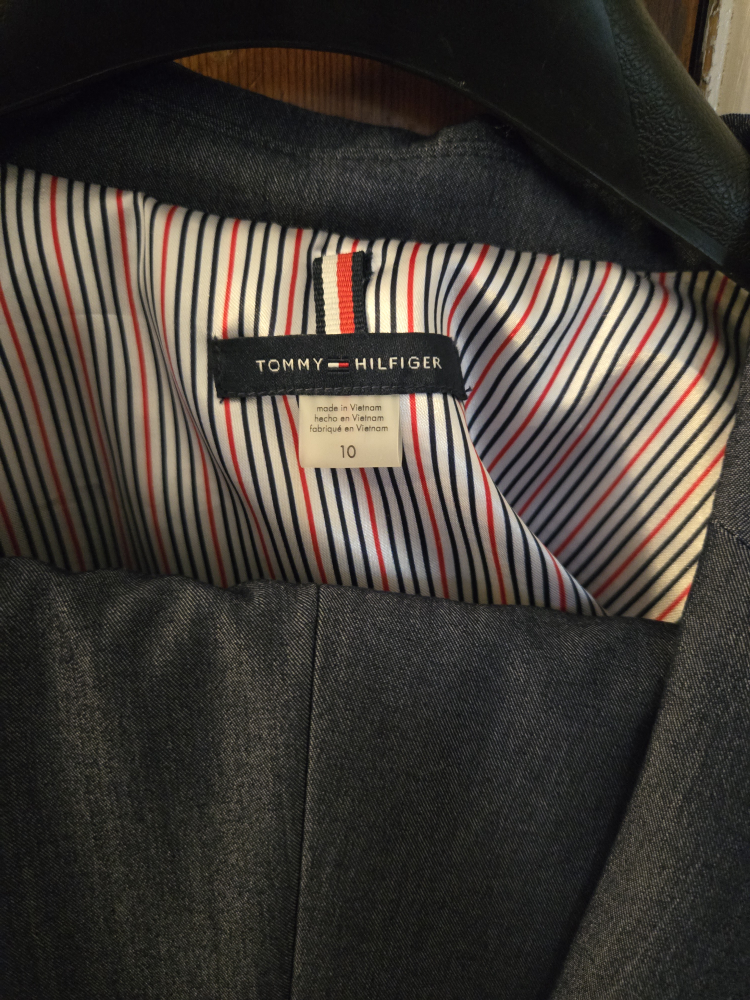 Tommy Hilfiger Women's Suit Set- Size 10