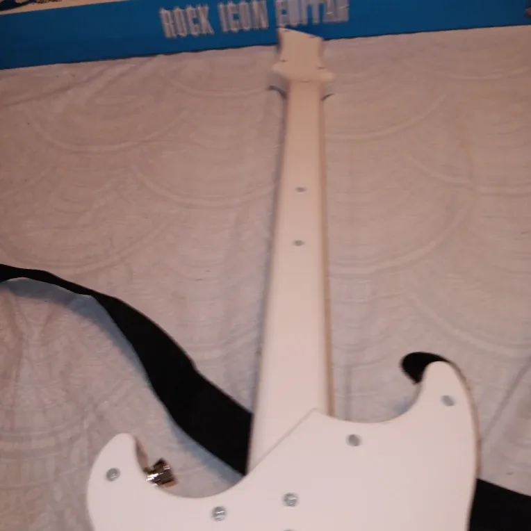 Intec Wireless Guitar for Wii image indicator(6)