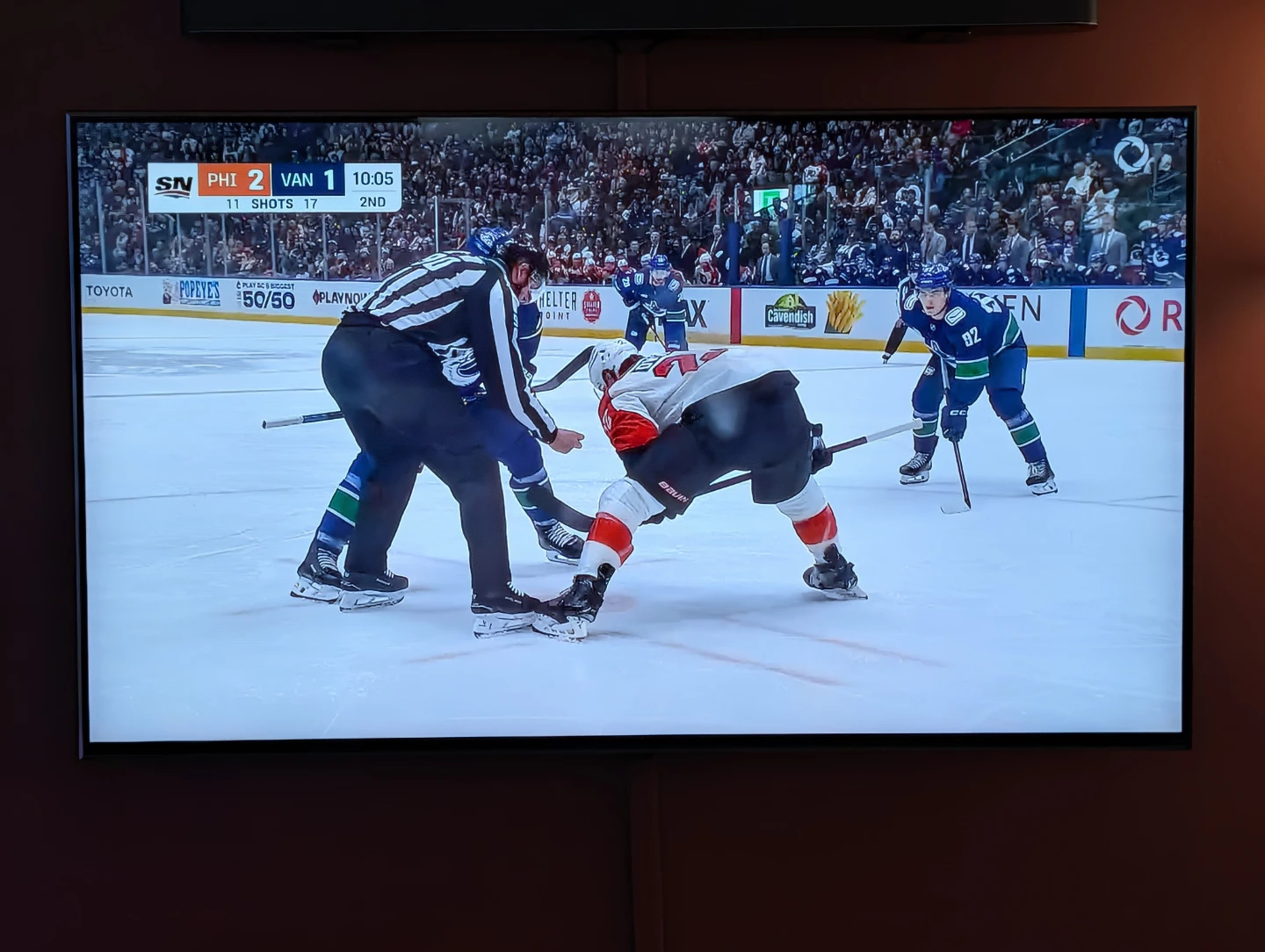 LG 50" 4K 120Hz Smart TV - photo 2