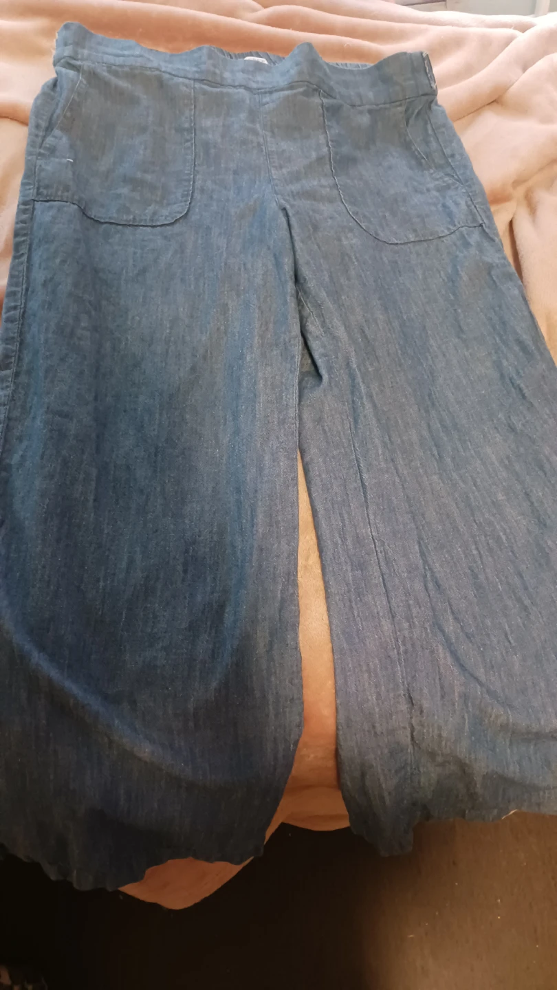 Wide Leg Denim Capris