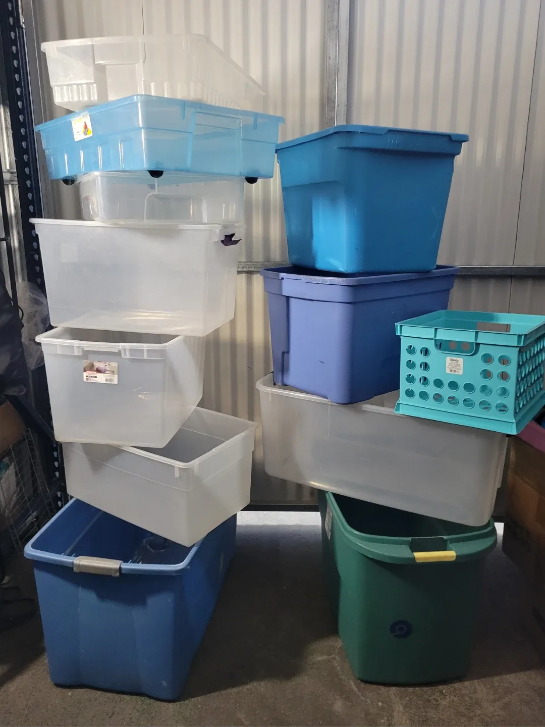 12 Storage Bins. NO LIDS!!