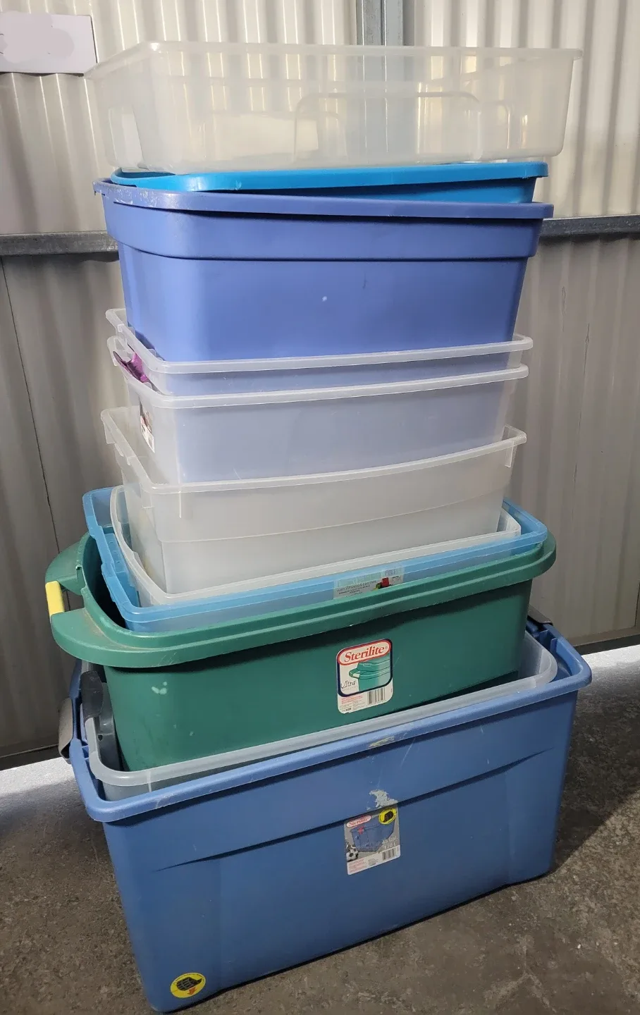 12 Storage Bins. NO LIDS!! image indicator(2)