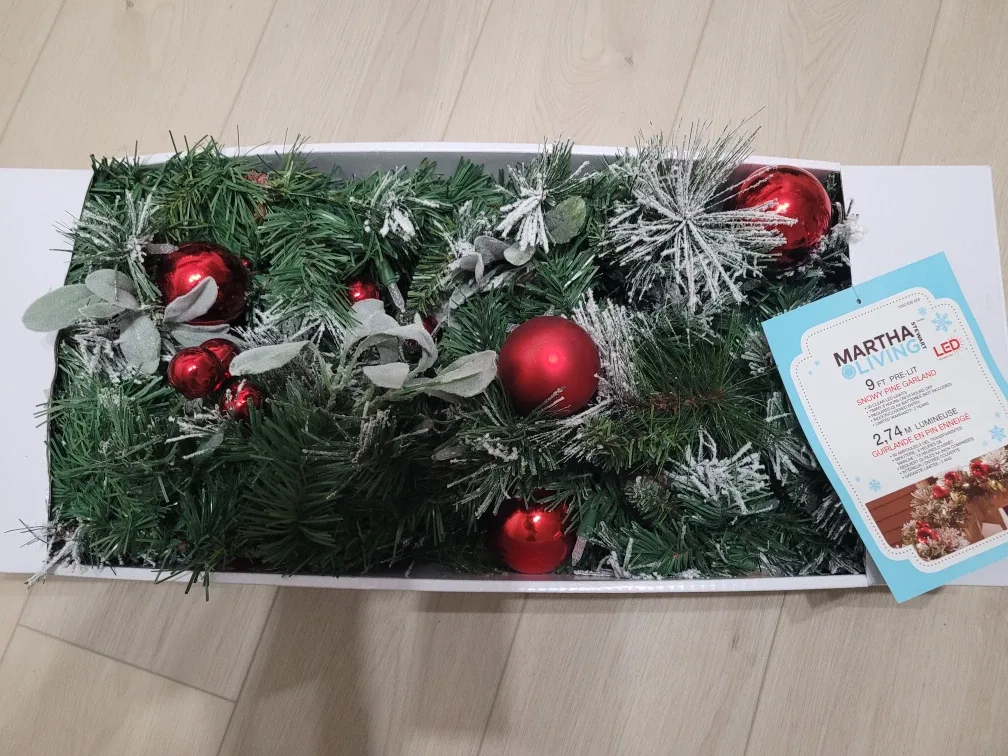 Martha Stewart 9ft Pre-Lit LED Garland