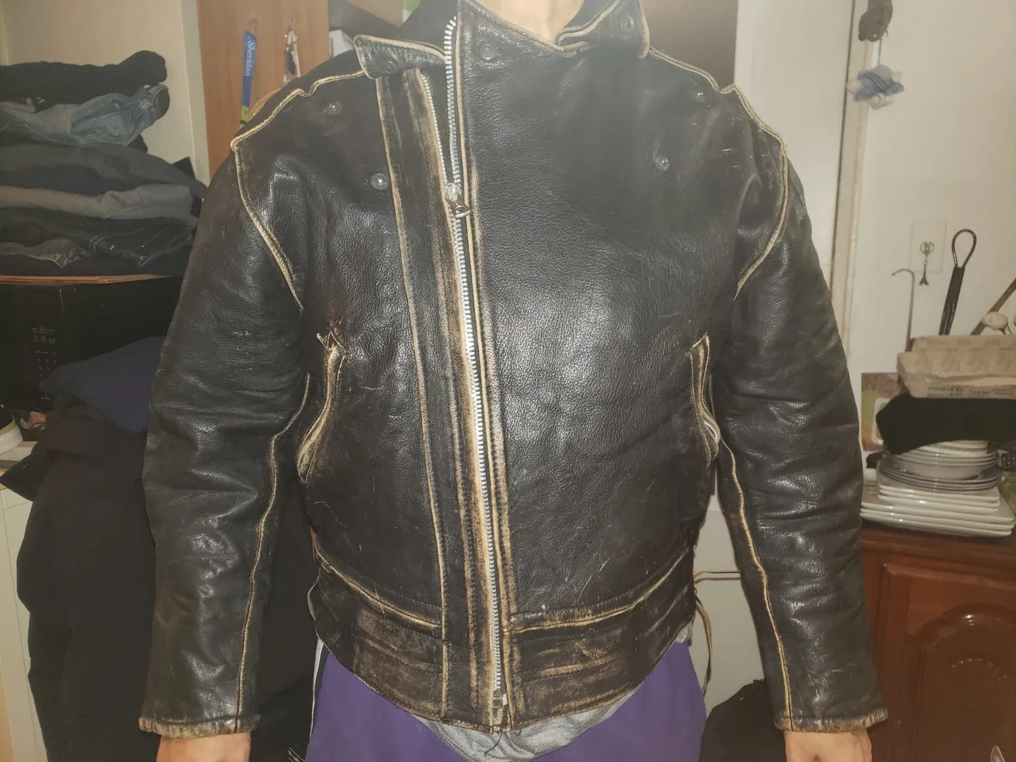 CROG Original Leather Jacket - Size L image indicator(3)