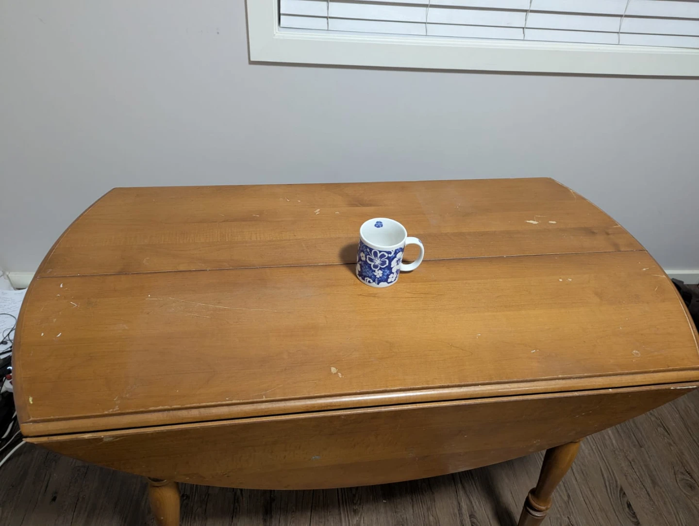 Round Wooden Dining Table - photo 5
