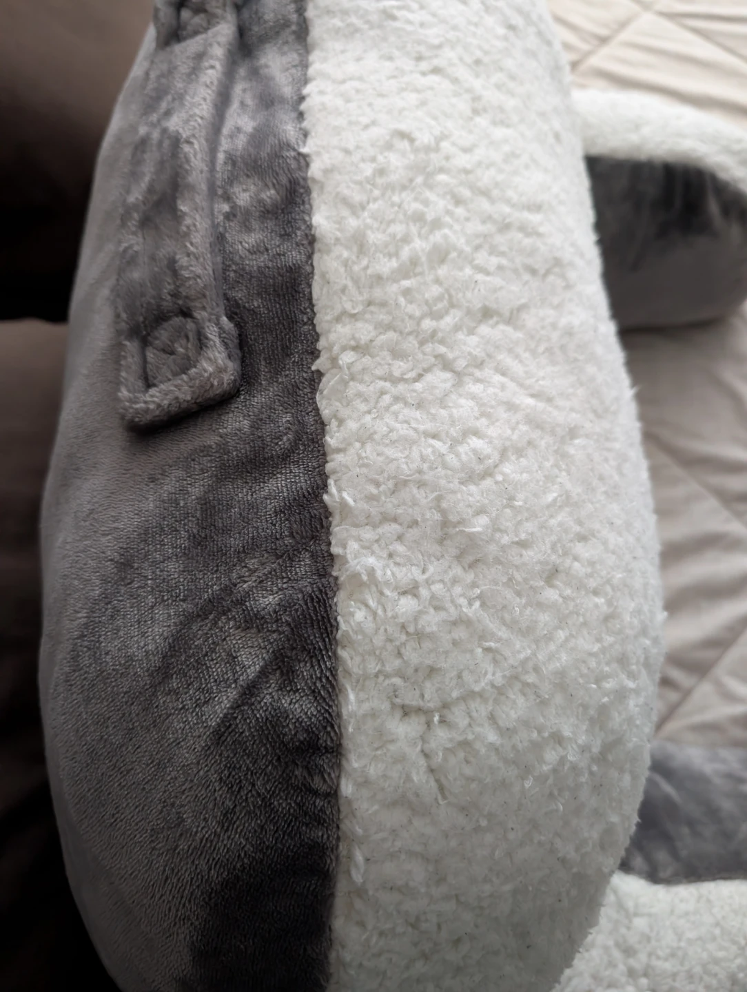 UGG Sherpa & Microplush Bedrest/Backrest Pillow - photo 5