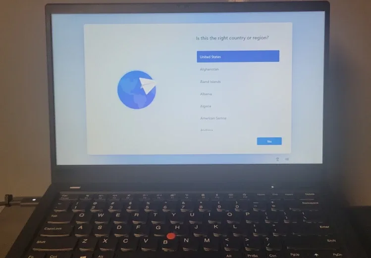Lenovo ThinkPad X1 Carbon 6th edition Laptop