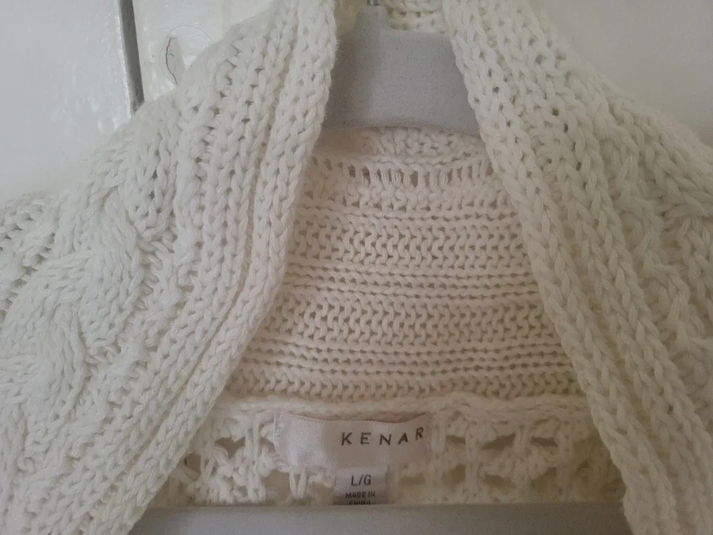 Kenar White Cotton Shrug - Size L/G image indicator(3)