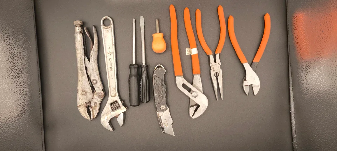 Mixed Lot of Used Hand Tools image indicator(2)