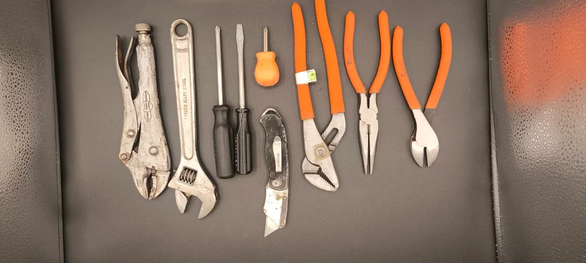 Mixed Lot of Used Hand Tools image indicator(3)