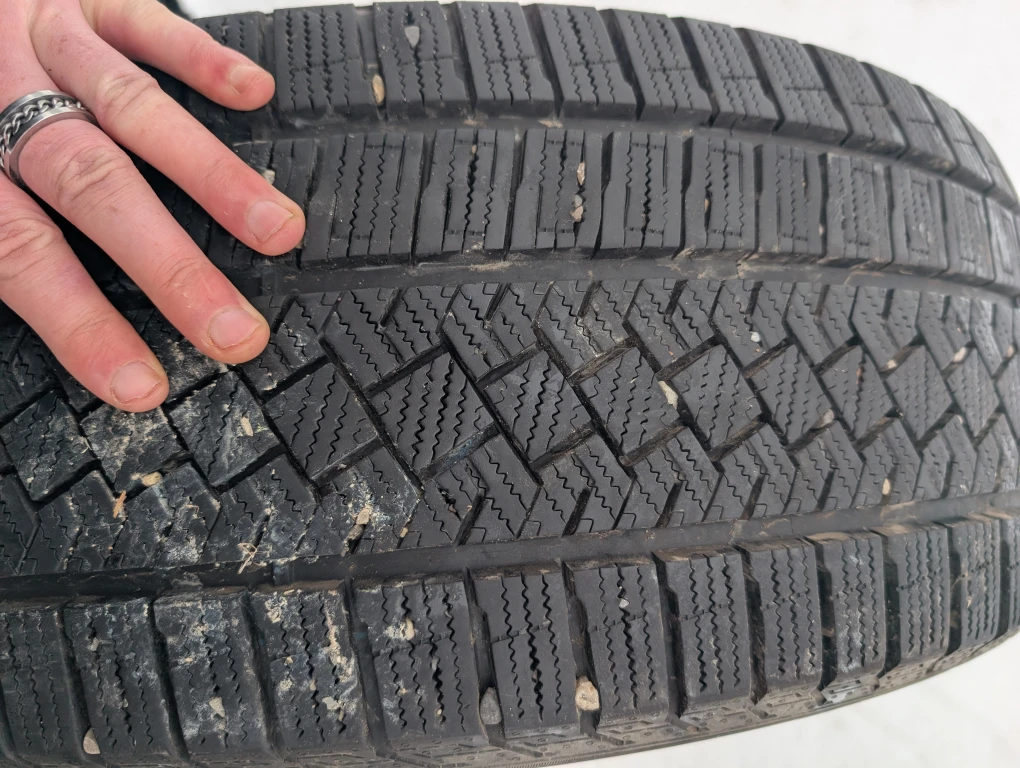 1 Perelli ice zero  asimmetrico  235/55R19 - photo 5