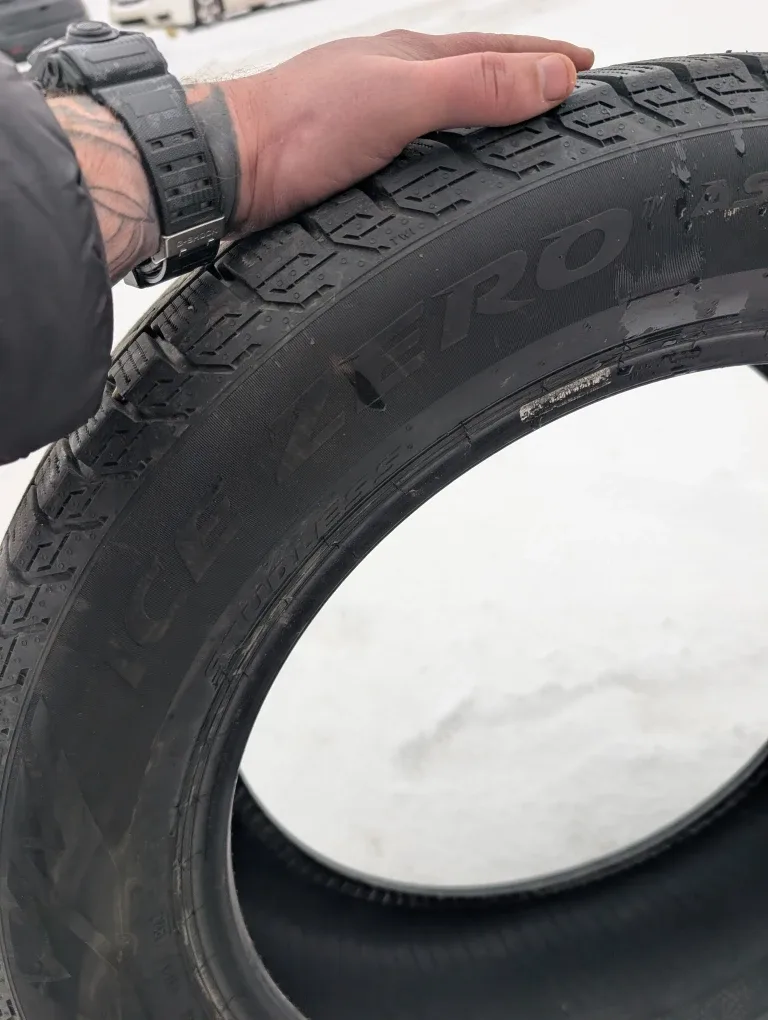 1 Perelli ice zero  asimmetrico  235/55R19 image indicator(8)