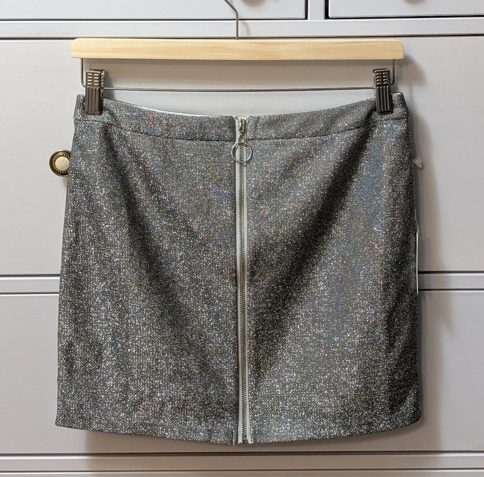 Forever 21 Silver Skirt - Size M #cleanout