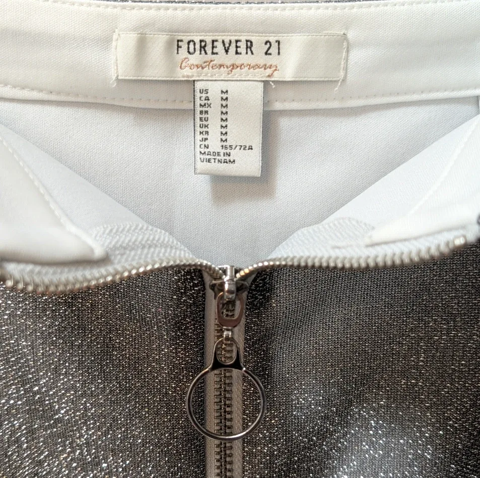 Forever 21 Silver Skirt - Size M #cleanout image indicator(4)