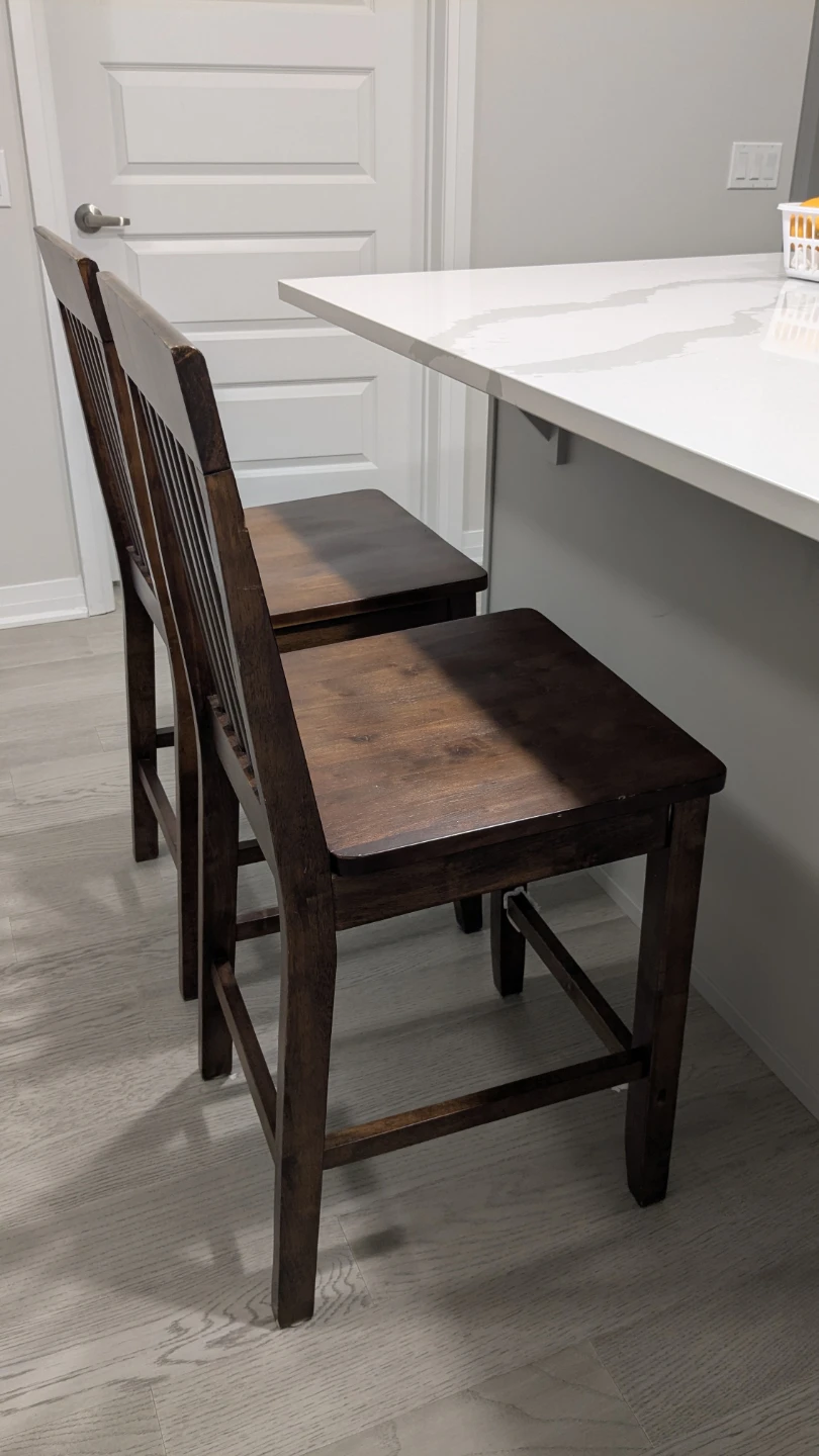 Set of 2 Wooden Kitchen/Bar chairs