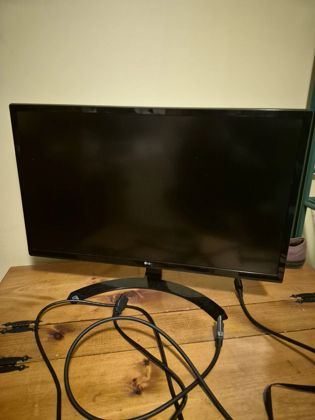 LG 27UD58P-B 27" 4K Ultra HD IPS Free-Sync LED Gaming Monitor