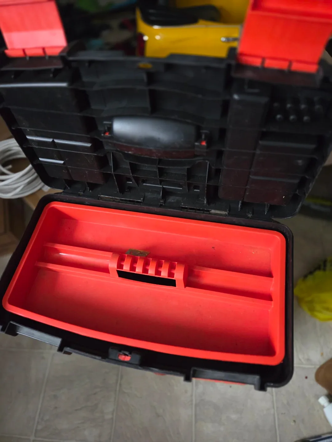 Black And Decker Tools Box, Rolling Tote image indicator(6)